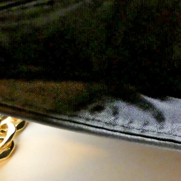 Disney Crossbody Bag Purse Mickey Minnie Mouse Black Embossed Gold Chain NWT - Picture 9 of 14